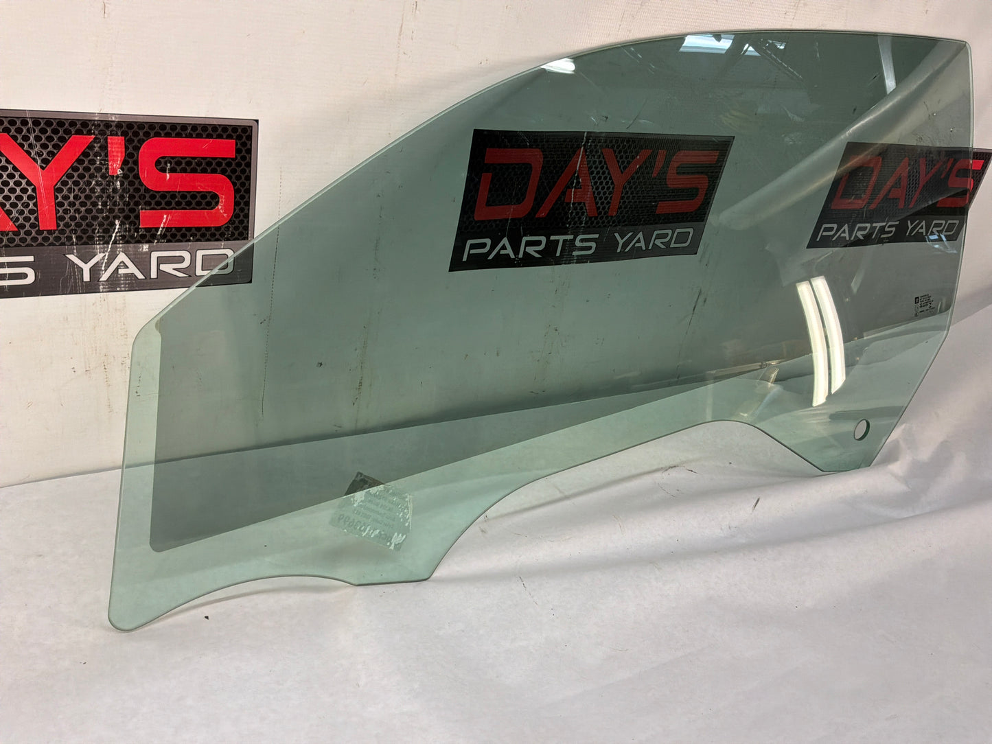 2016 Cadillac ATS-V Coupe LH Driver Front Door Window Glass OEM