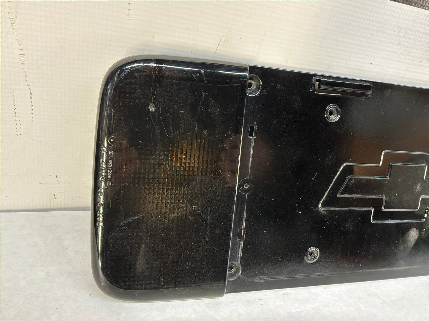 1999 Chevy C5 Corvette Rear License Plate Bracket Finish Panel Reverse Lights Lamps OEM