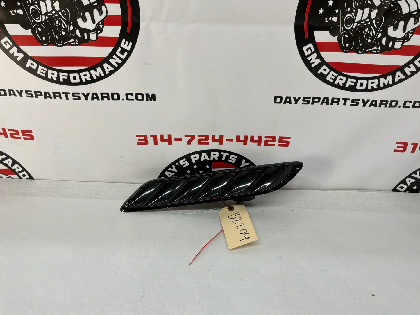 2017 Chevy SS Sedan Factory OEM Black RH Passenger Hood Vents Scoops OEM