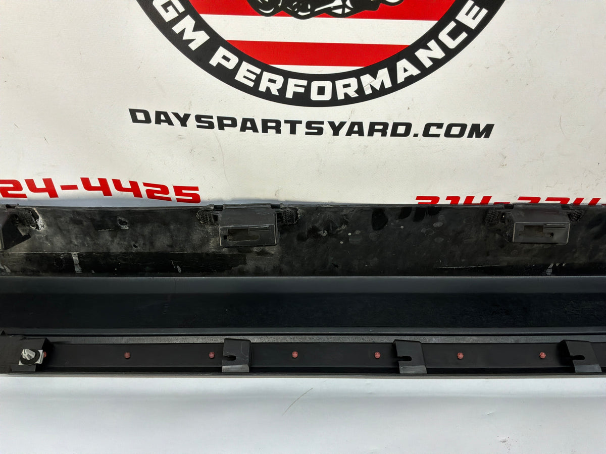 2013 Chevy Camaro ZL1 LH Driver Rocker Molding Side Skirt Panel OEM