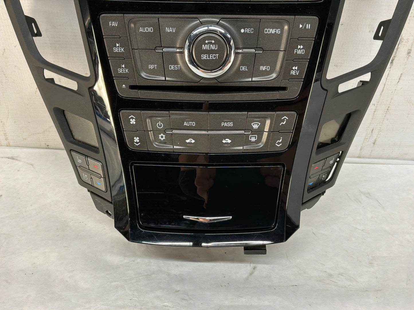 2011 Cadillac CTS-V Coupe Radio CD Navigation Climate Control Dash Panel Unit HVAC OEM