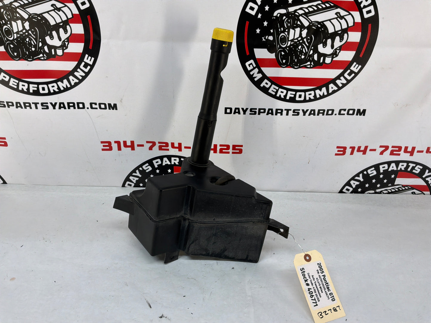 2005 Pontiac GTO Coolant Overflow Recovery Tank Reservoir Bottle OEM