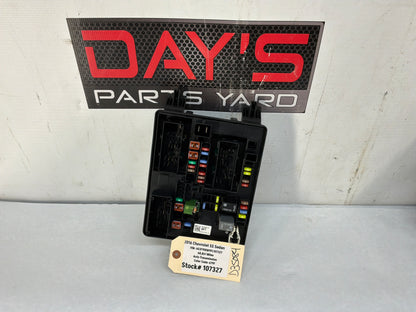 Fuse box - Day's Parts Yard