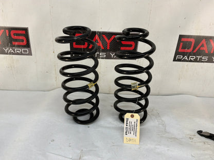 2002 Cadillac Escalade EXT Rear Suspension Coil Springs Set OEM