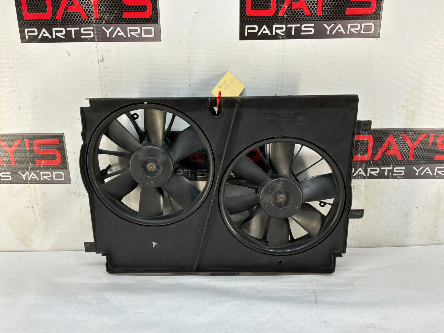 1999 Chevy C5 Corvette  Radiator Electric Cooling Fans Assembly OEM