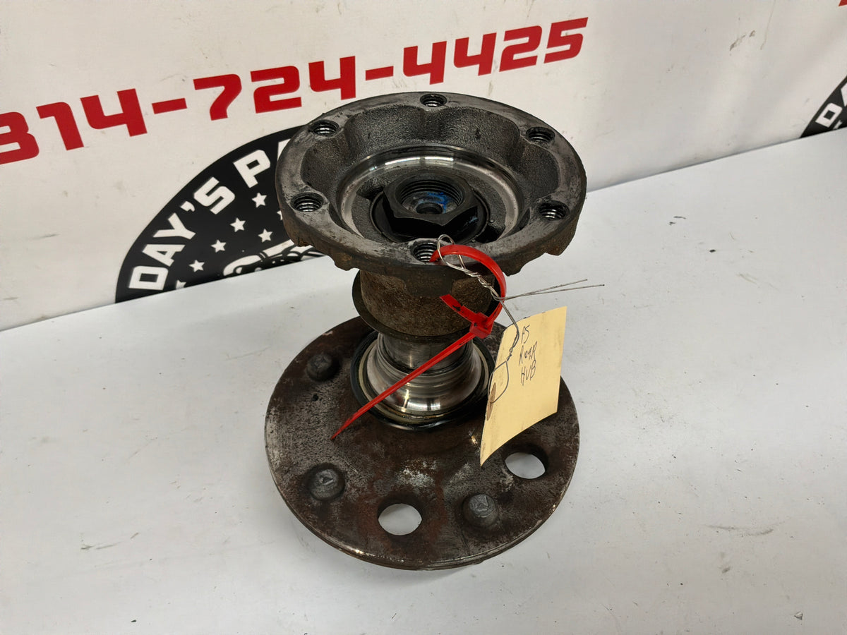 2005 Pontiac GTO Rear Wheel Axle Flange Hub OEM