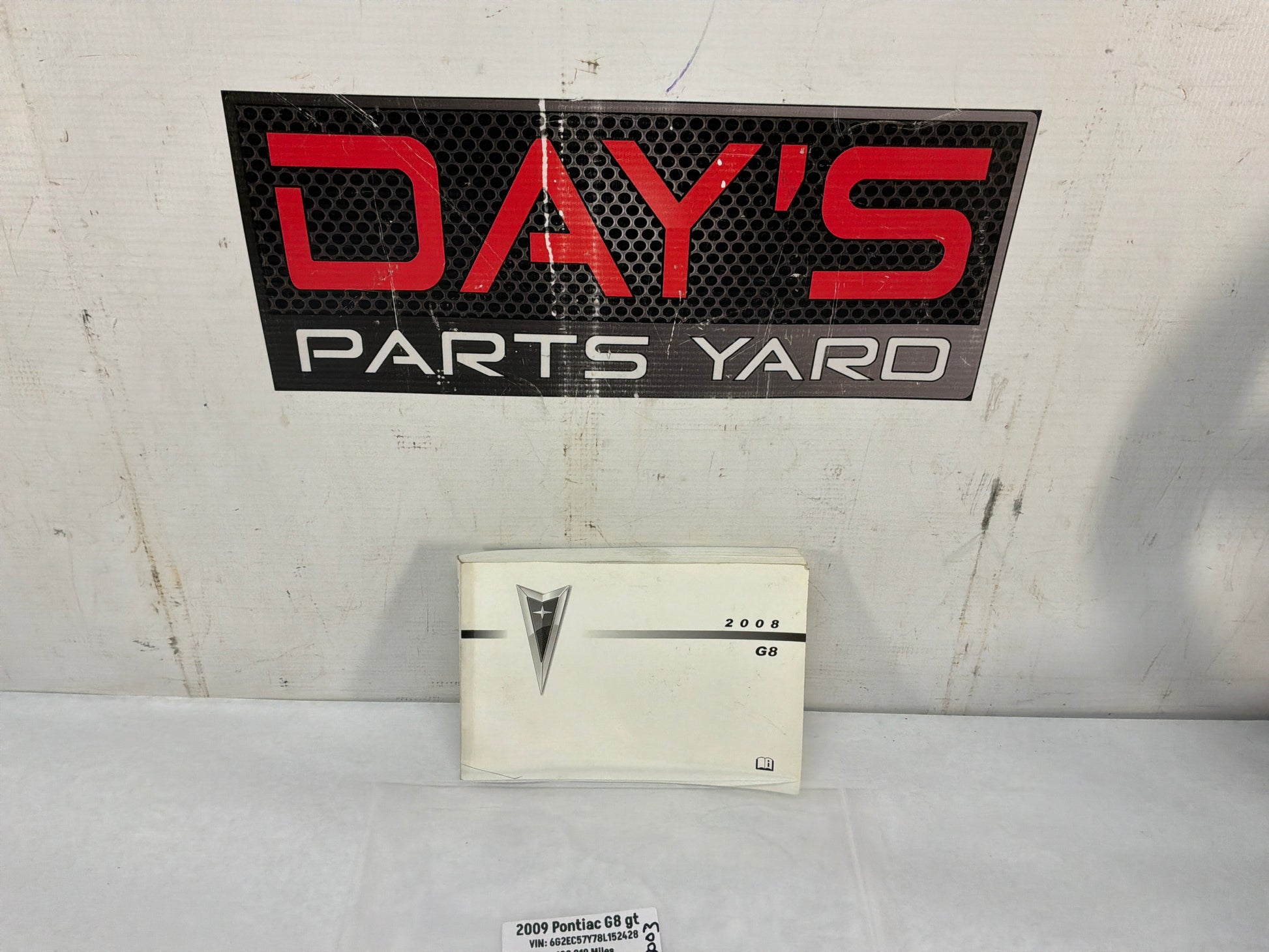 2009 Pontiac G8 GT Owners Manual Book Booklet OEM - Day's Parts Yard