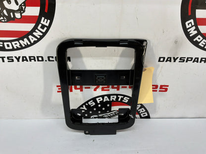 2017 Chevrolet SS Sedan Hardtop Over Head Console Dome Light Frame Bracket Bezel OEM