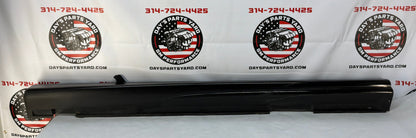 2004 Pontiac GTO LH Driver Rocker Molding Side Skirt Trim Panel Black OEM