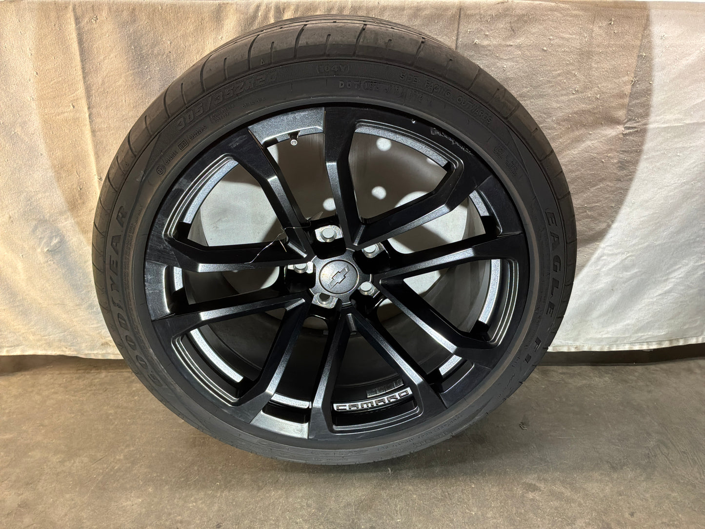 2014 Chevy Camaro ZL1 Factory OEM Wheels Rims and Goodyear Eagle F1 Tires 20X10 20X11