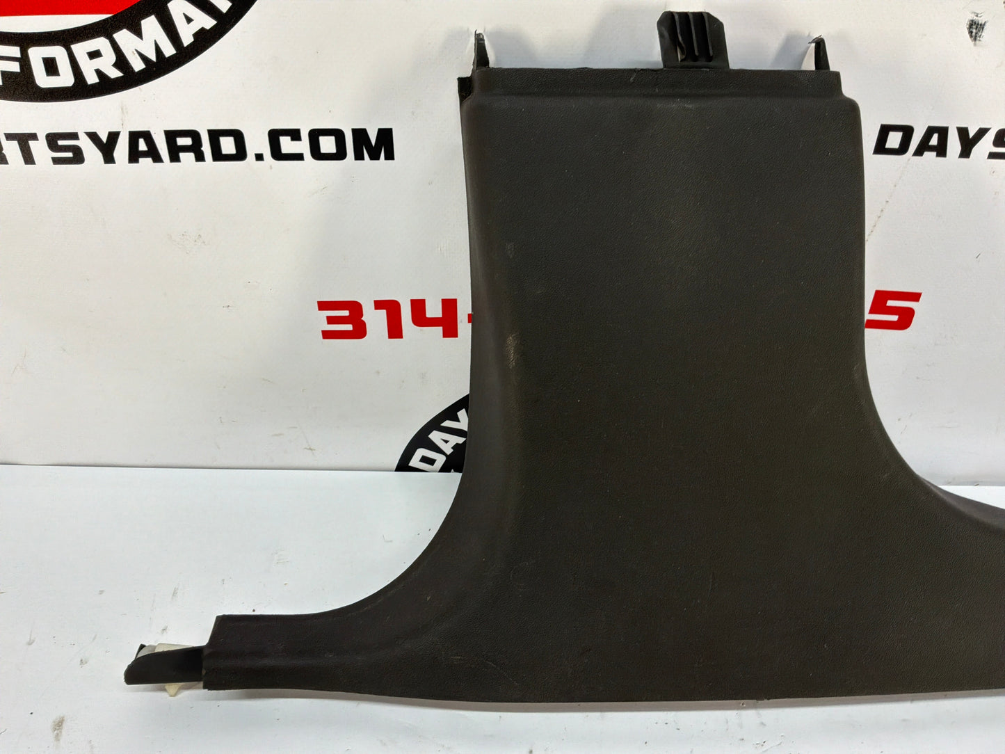 2006 Cadillac CTS-V LH Driver Lower B Pillar OEM