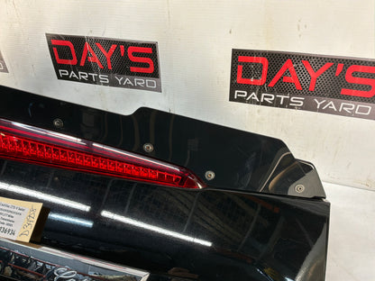 Trunk lid - Day's Parts Yard