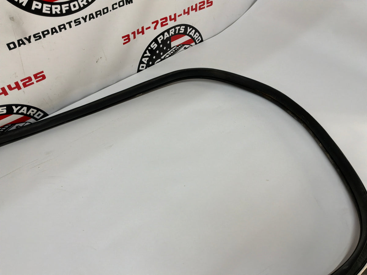 2014 Chevy Caprice PPV RH Passenger Rear Door Weather Strip Rubber Seal OEM
