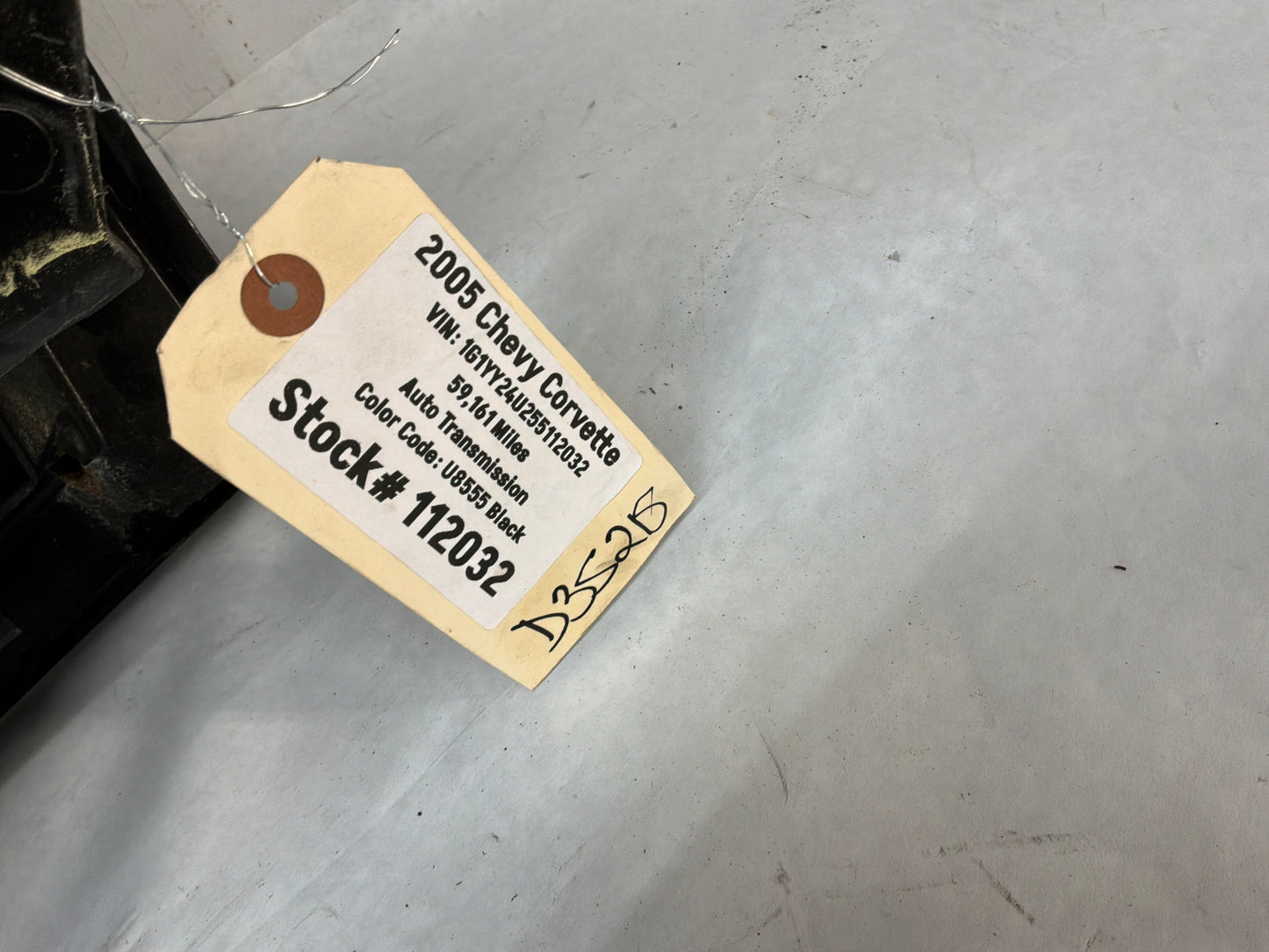 Lh front exterior door - Day's Parts Yard