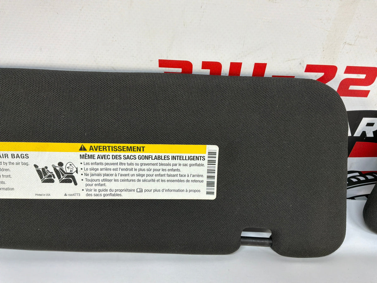 2009 Pontiac G8 Base RH & LH Sunvisor Sun Visor Shade w/ Clips OEM - Day's Parts Yard