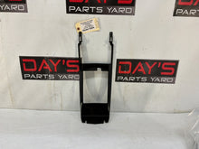 Shifter bezel - Day's Parts Yard