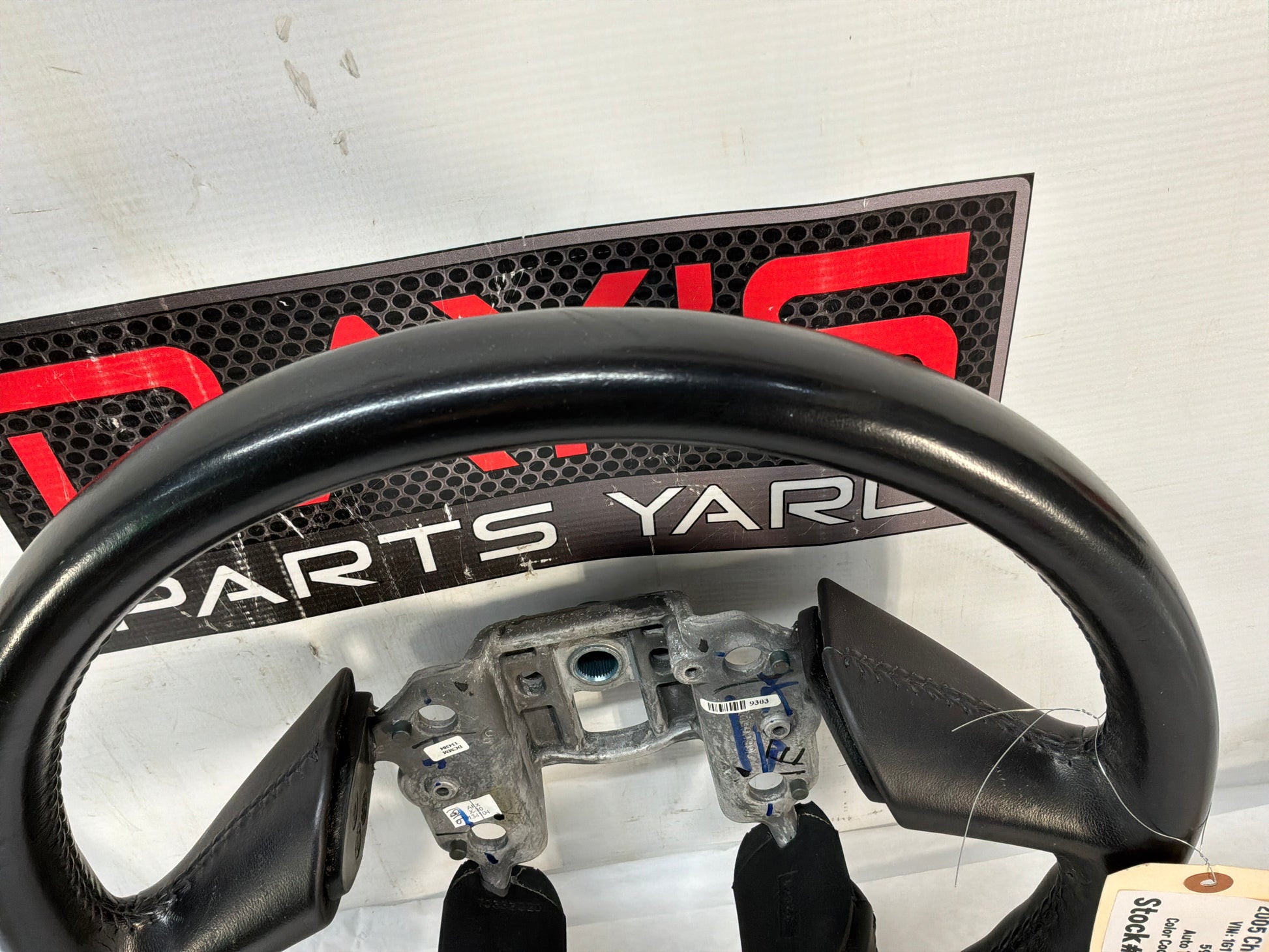 Steering wheel - Day's Parts Yard