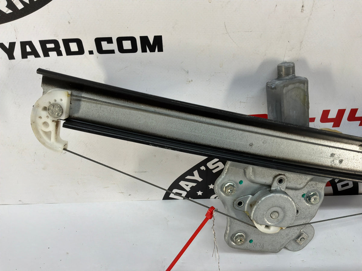 2017 Chevy SS Sedan RH Passenger Rear Window Regulator Motor OEM