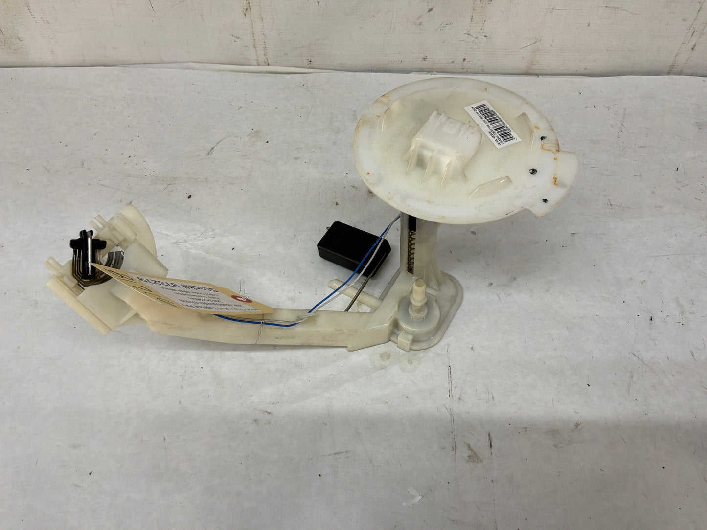2014 Chevy SS Sedan Fuel Pump and Level Sending Unit Assembly OEM