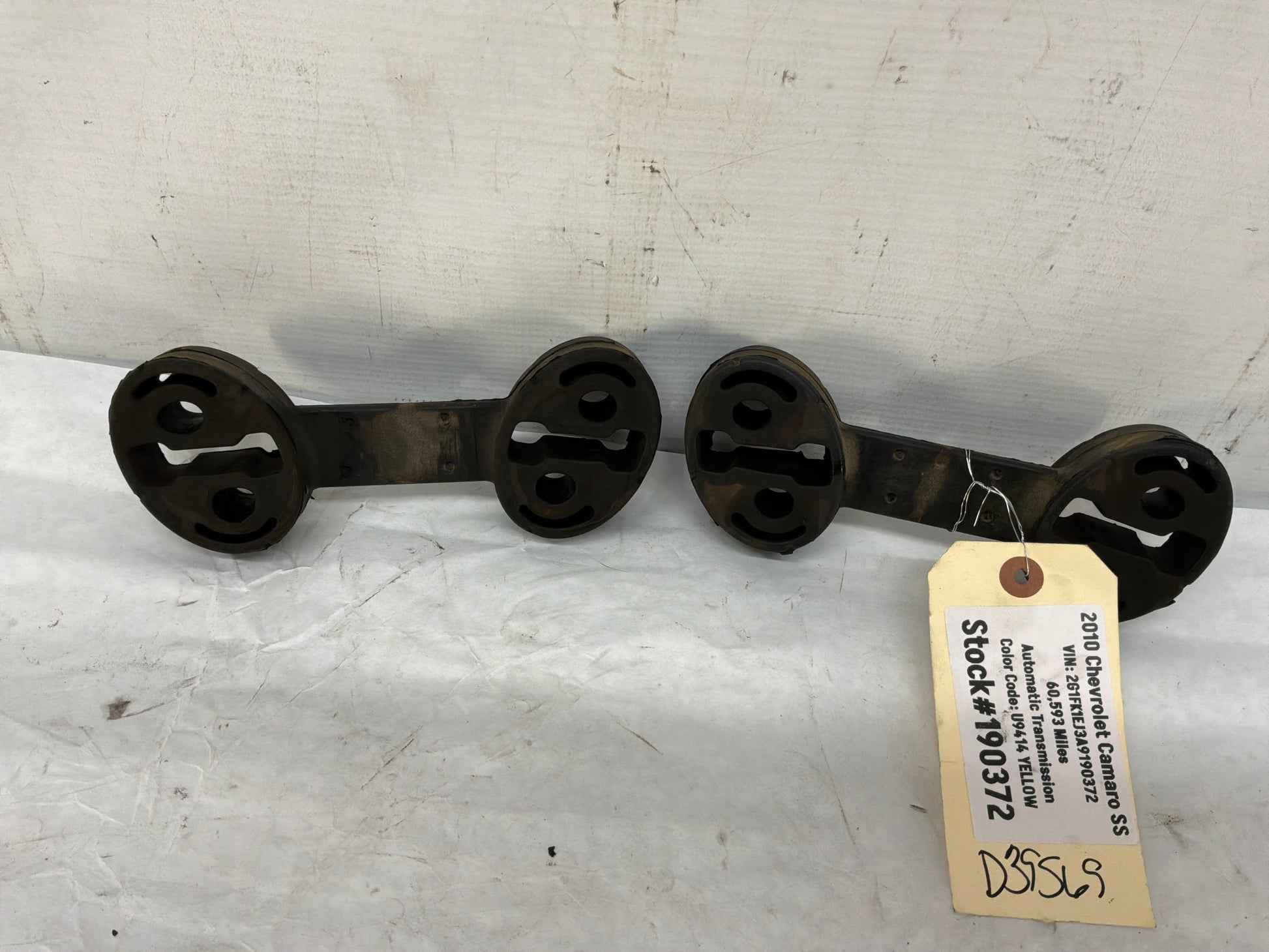 Exhaust hangers - Day's Parts Yard