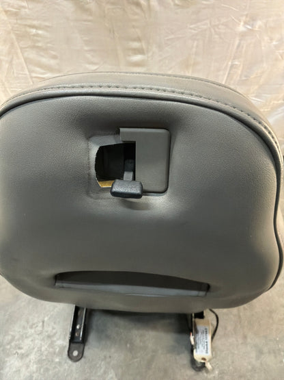 Front seats - Day's Parts Yard