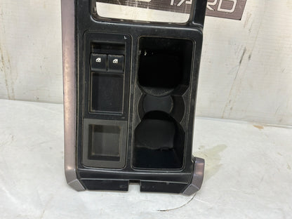 Center console trim - Day's Parts Yard