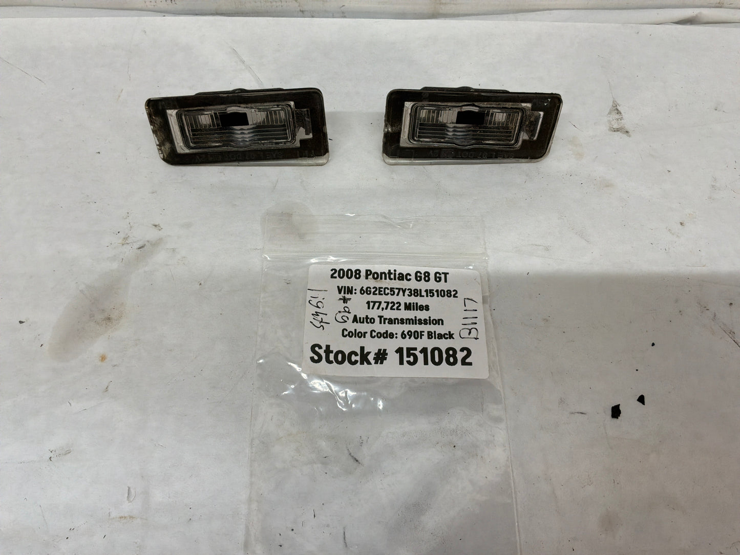 2008 Pontiac G8 GT Trunk Deck Lid License Plate Tag Lights Lamps Housings OEM