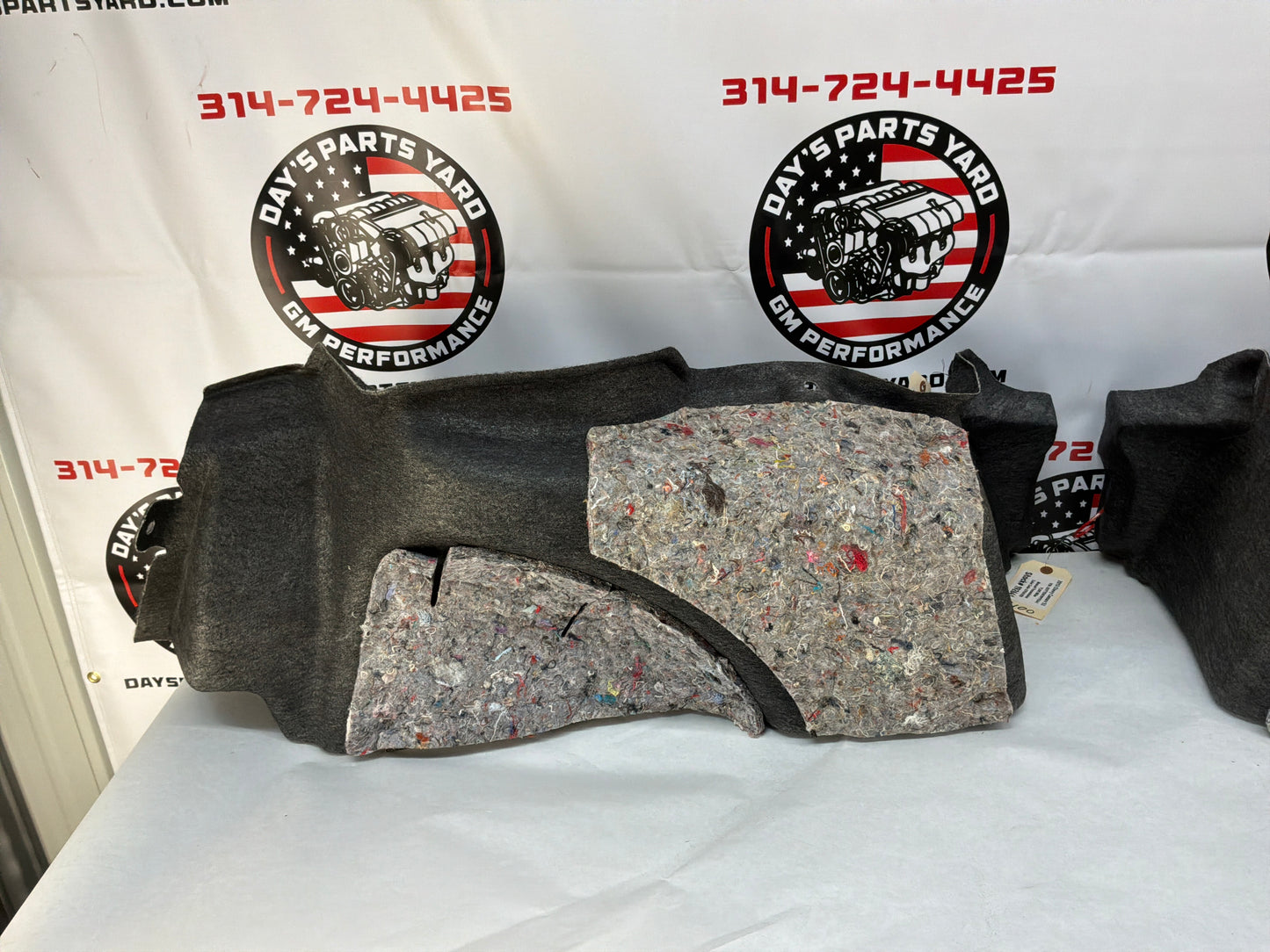 2013 Chevy Camaro 1LE RH & LH Interior Quarter Panel Trunk Compartment Felt Carpet Liner OEM
