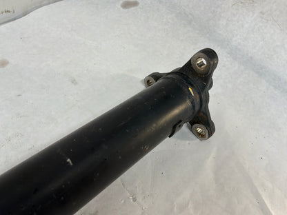 2016 Chevy Caprice PPV Drive Shaft Driveshaft Propeller Shaft OEM