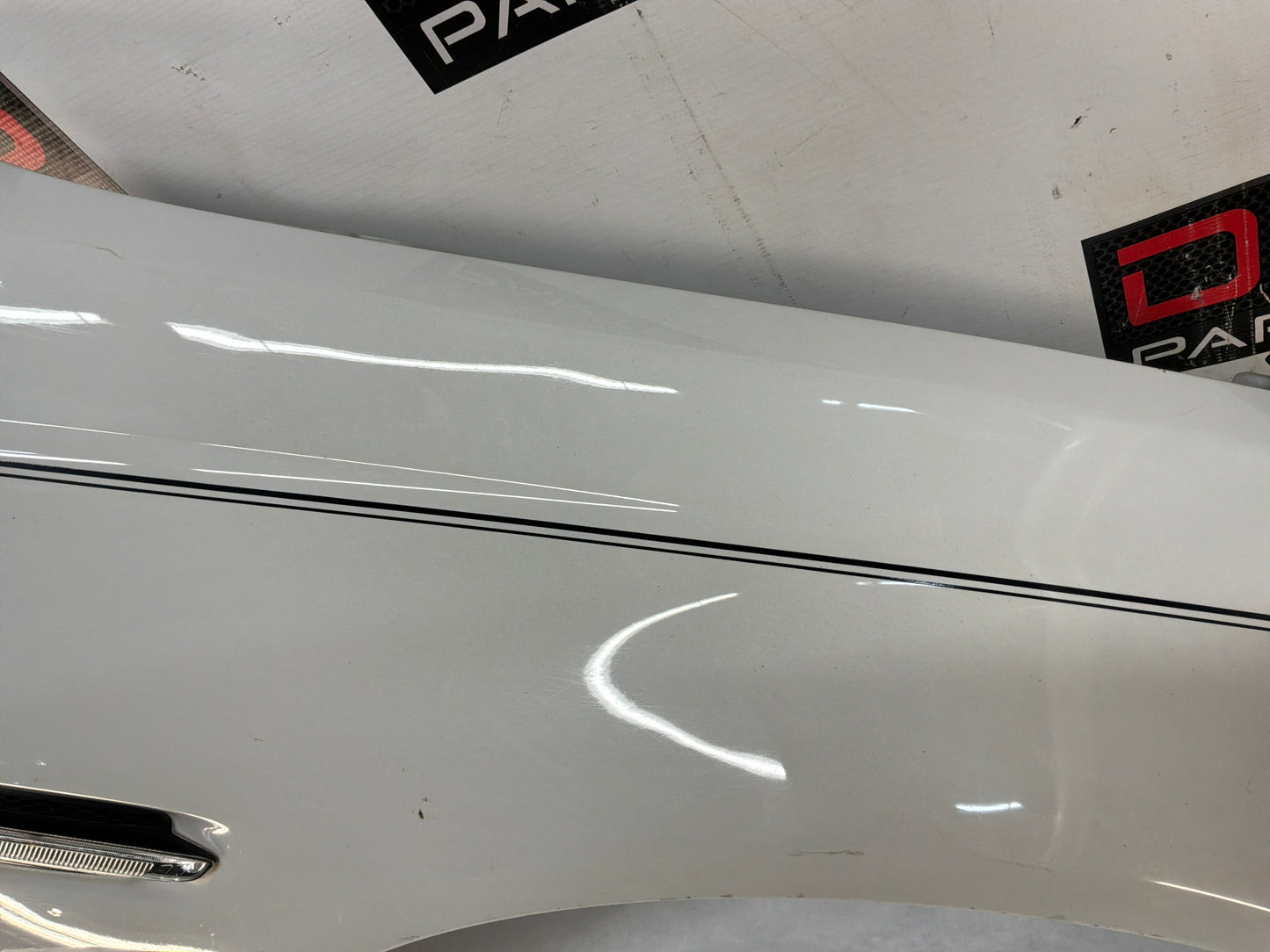 2008 Pontiac G8 GT RH Passenger Front Fender White OEM