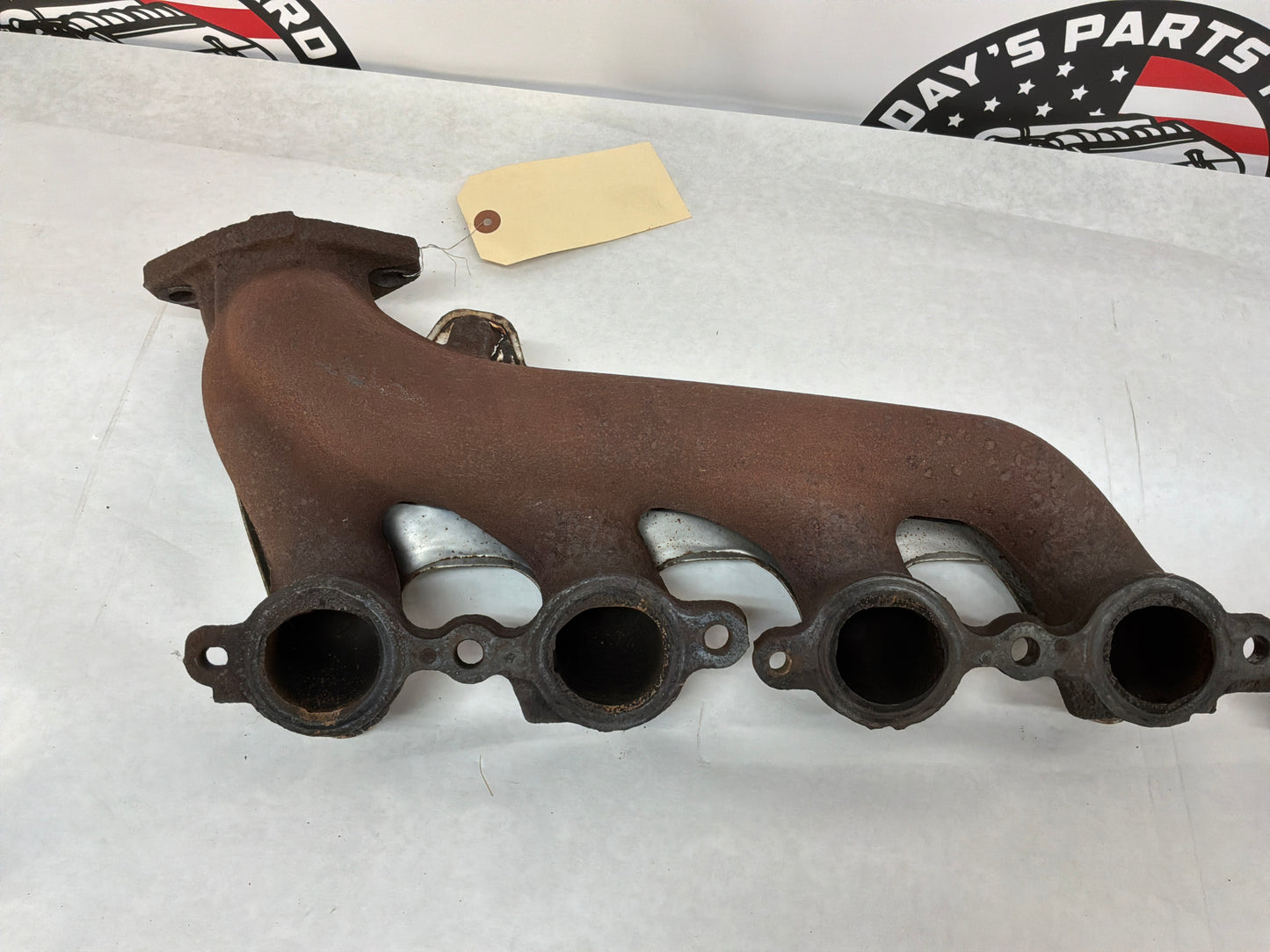 2011 Chevy Caprice PPV RH & LH Factory Exhaust Manifolds OEM