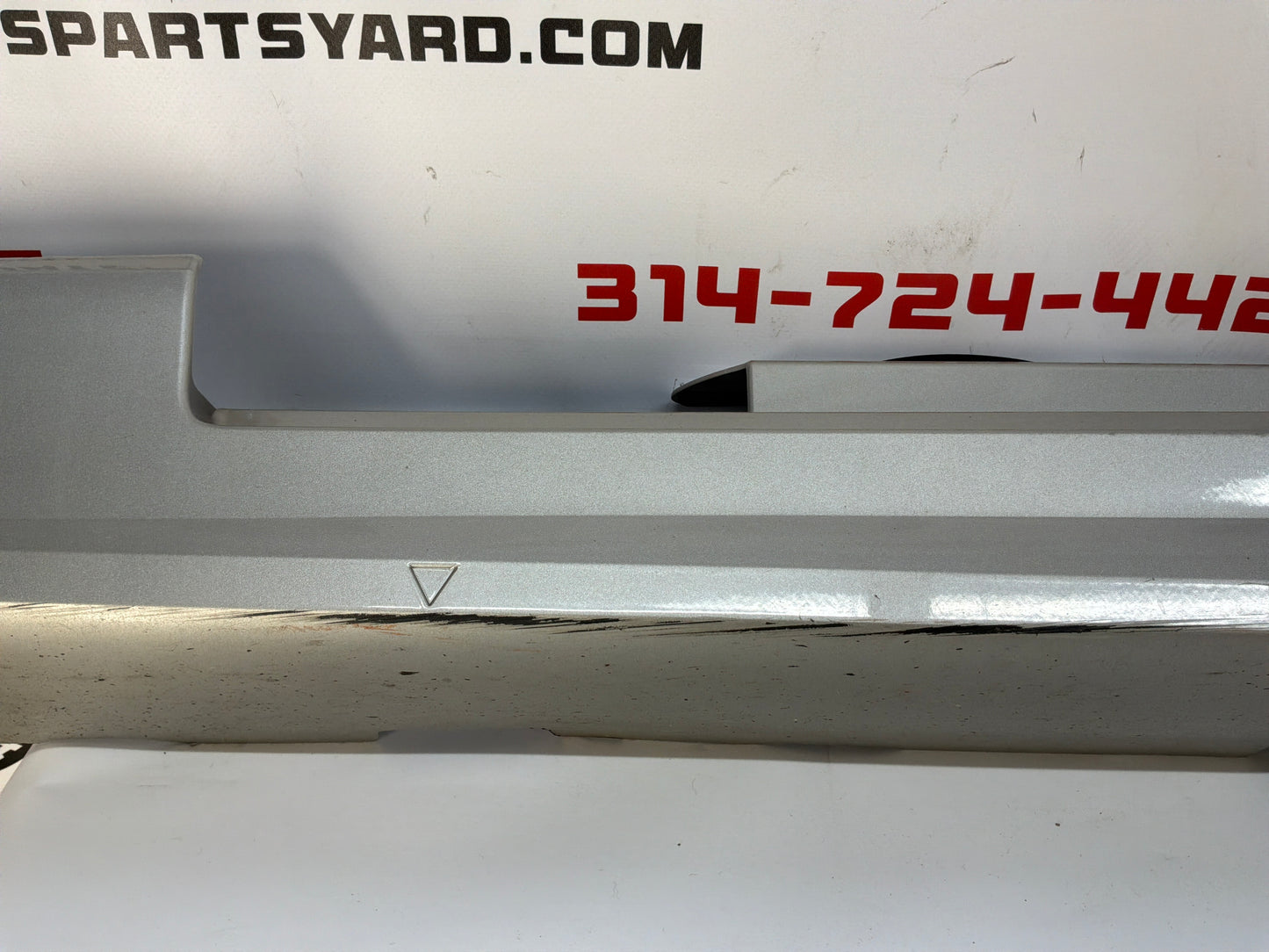 2006 Cadillac CTS-V LH Driver Rocker Molding Side Skirts Panels OEM