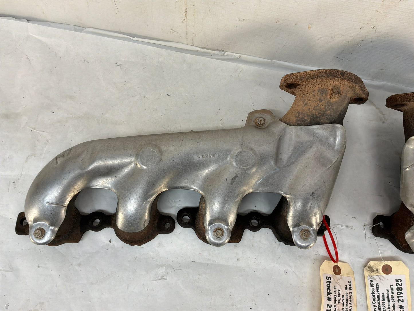 2016 Chevy Caprice PPV RH & LH Factory Exhaust Manifolds OEM