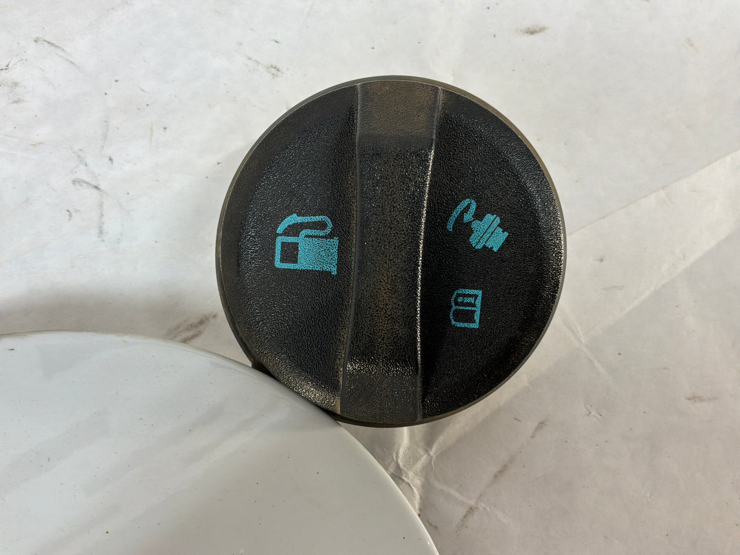 2008 Pontiac G8 GT Fuel Gas Cover Lid Door w/ Cap OEM