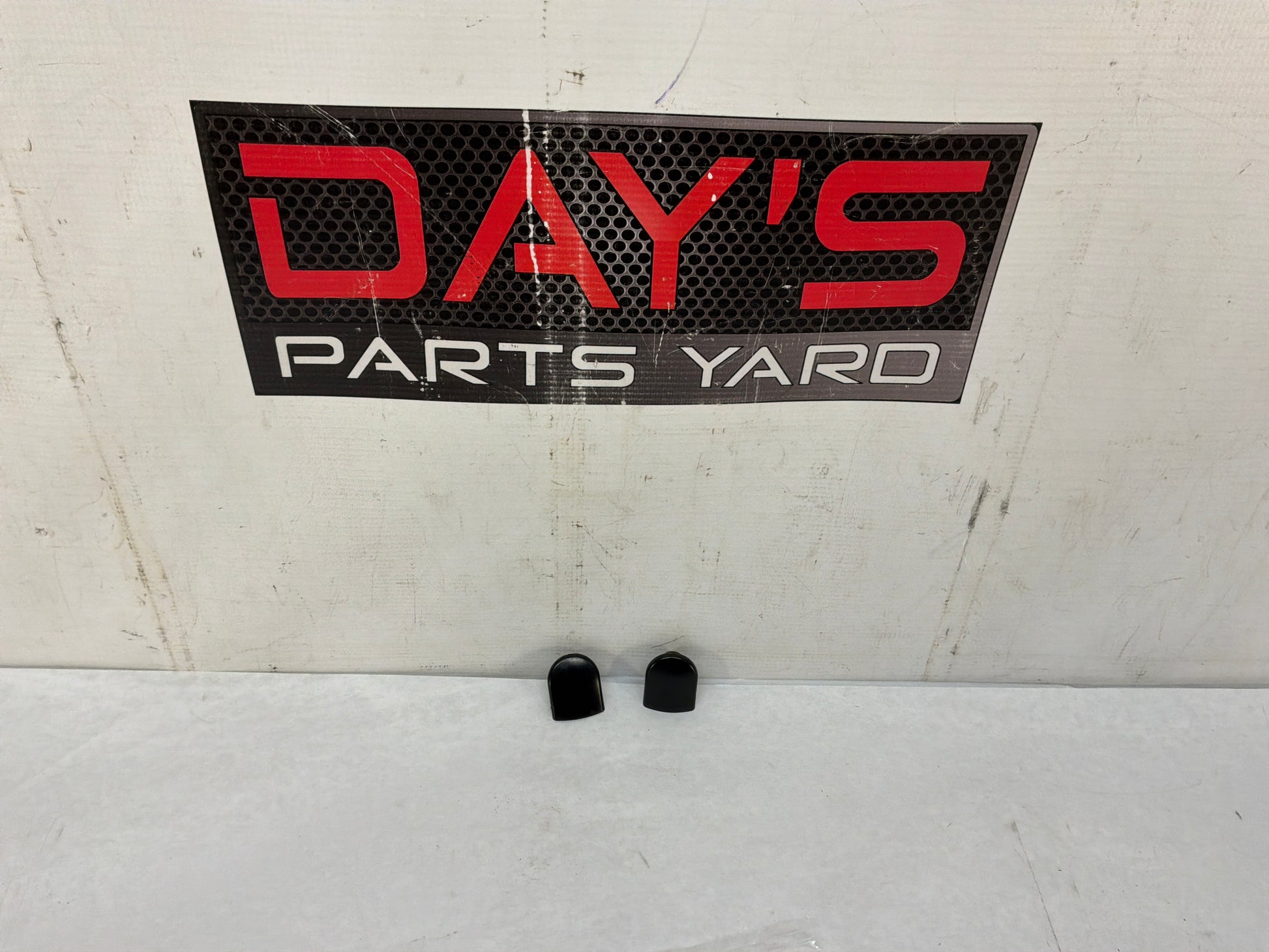 Wiper arm bolt covers - Day's Parts Yard