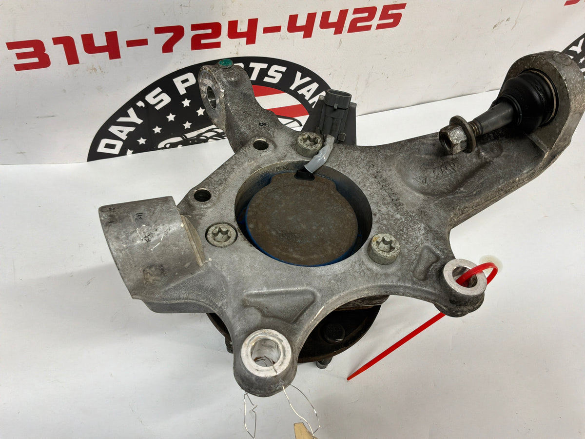 2002 Chevy C5 Corvette Convertible RH Passenger Front Suspension Spindle Knuckle Hub OEM