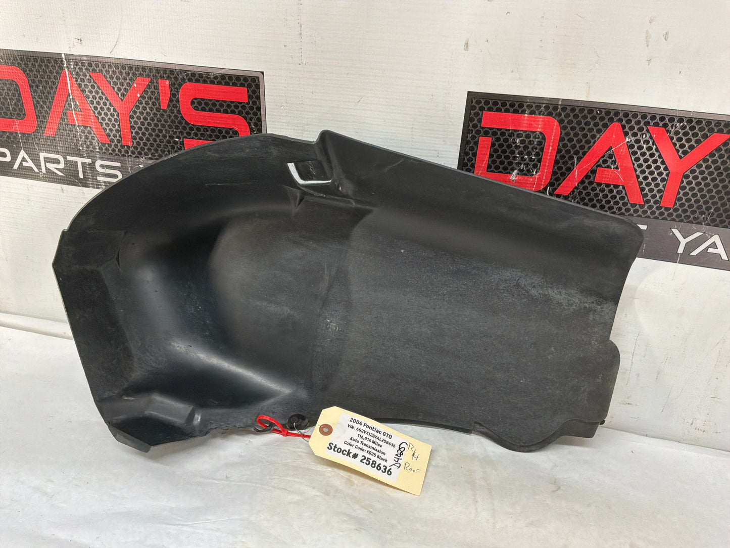 2004 Pontiac GTO RH Passenger Rear Quarter Fender Wheel House Well Liner OEM