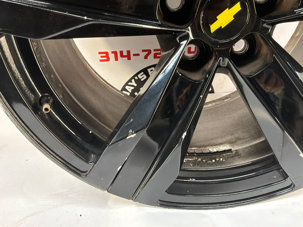 2014 Chevy Camaro ZL1 OEM Rear Wheel 20x11 5 Spoke