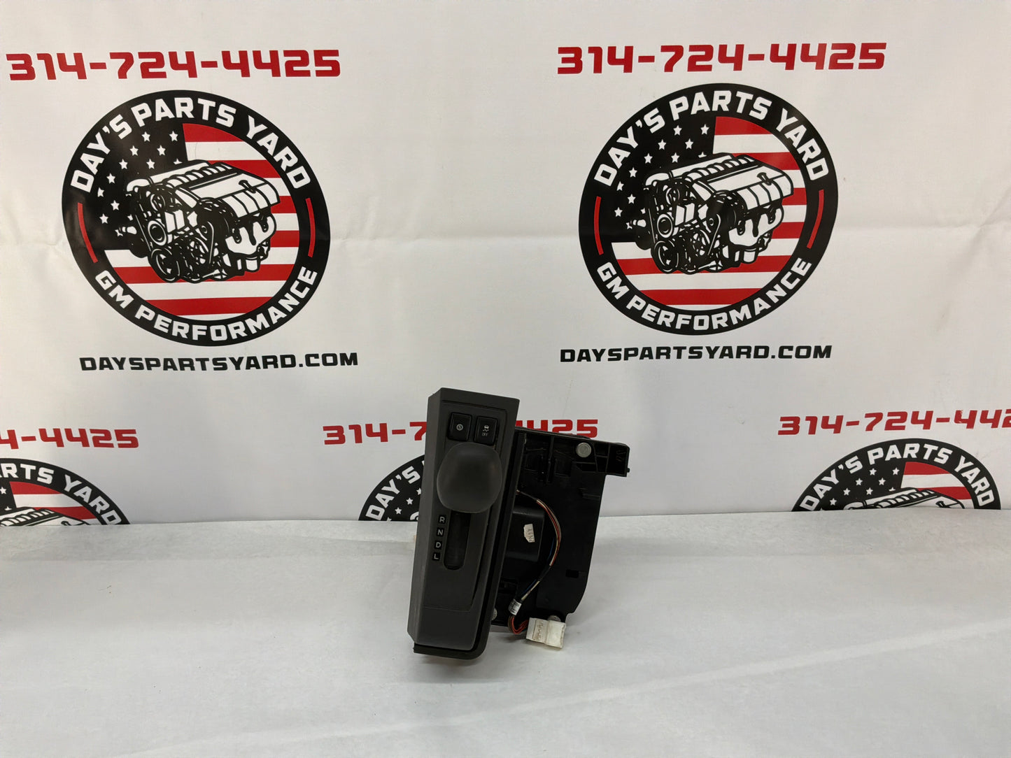 2011 Chevy Caprice PPV Automatic Transmission Shifter Gear Selector OEM