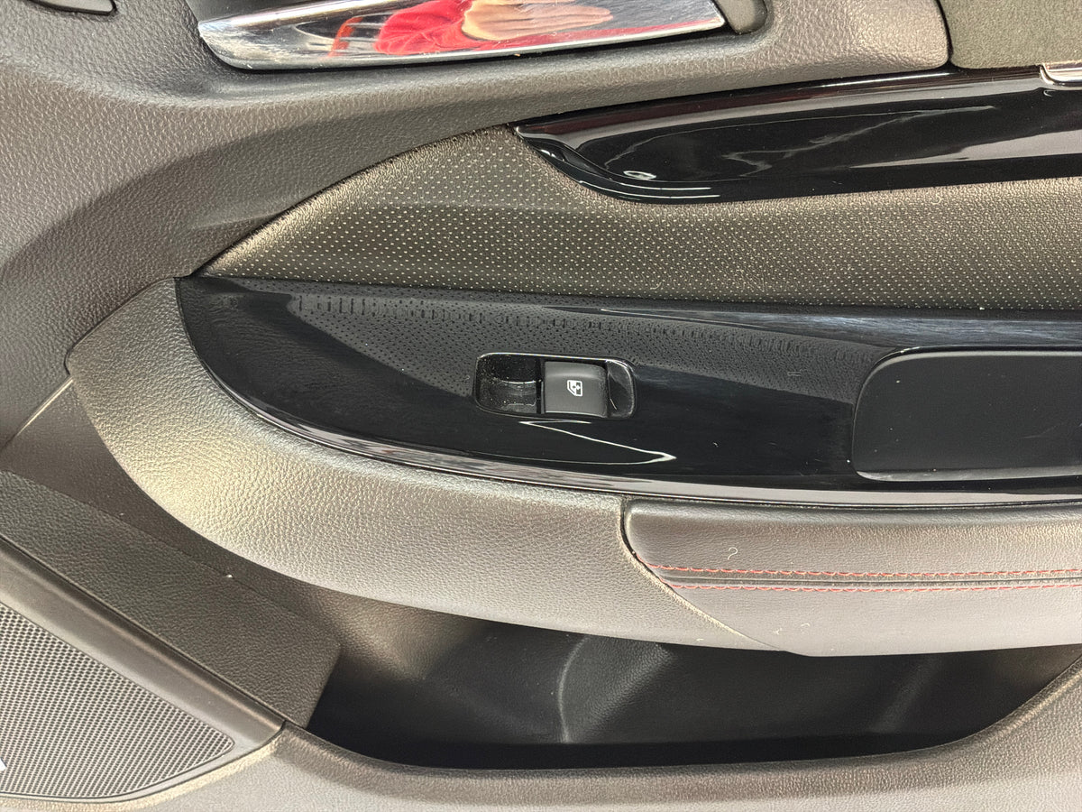 2016 Chevy SS Sedan RH Passenger Front Interior Door Panel Trim OEM