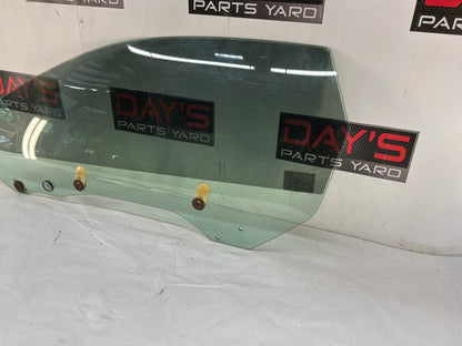 Lh front door glass - Day's Parts Yard