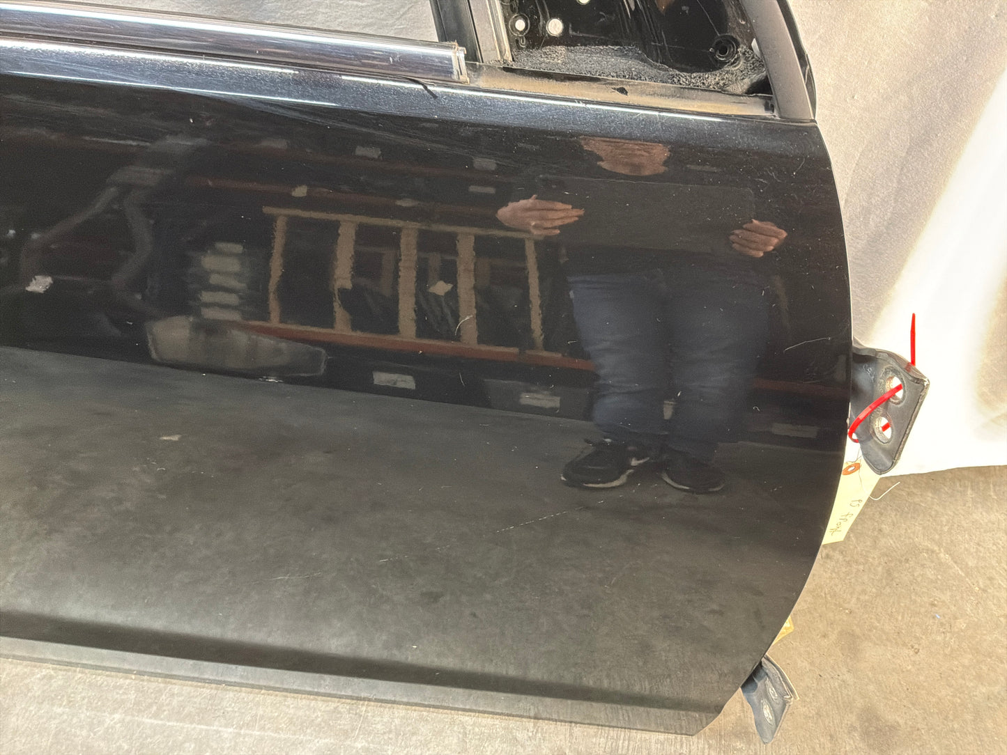 Rh front door - Day's Parts Yard