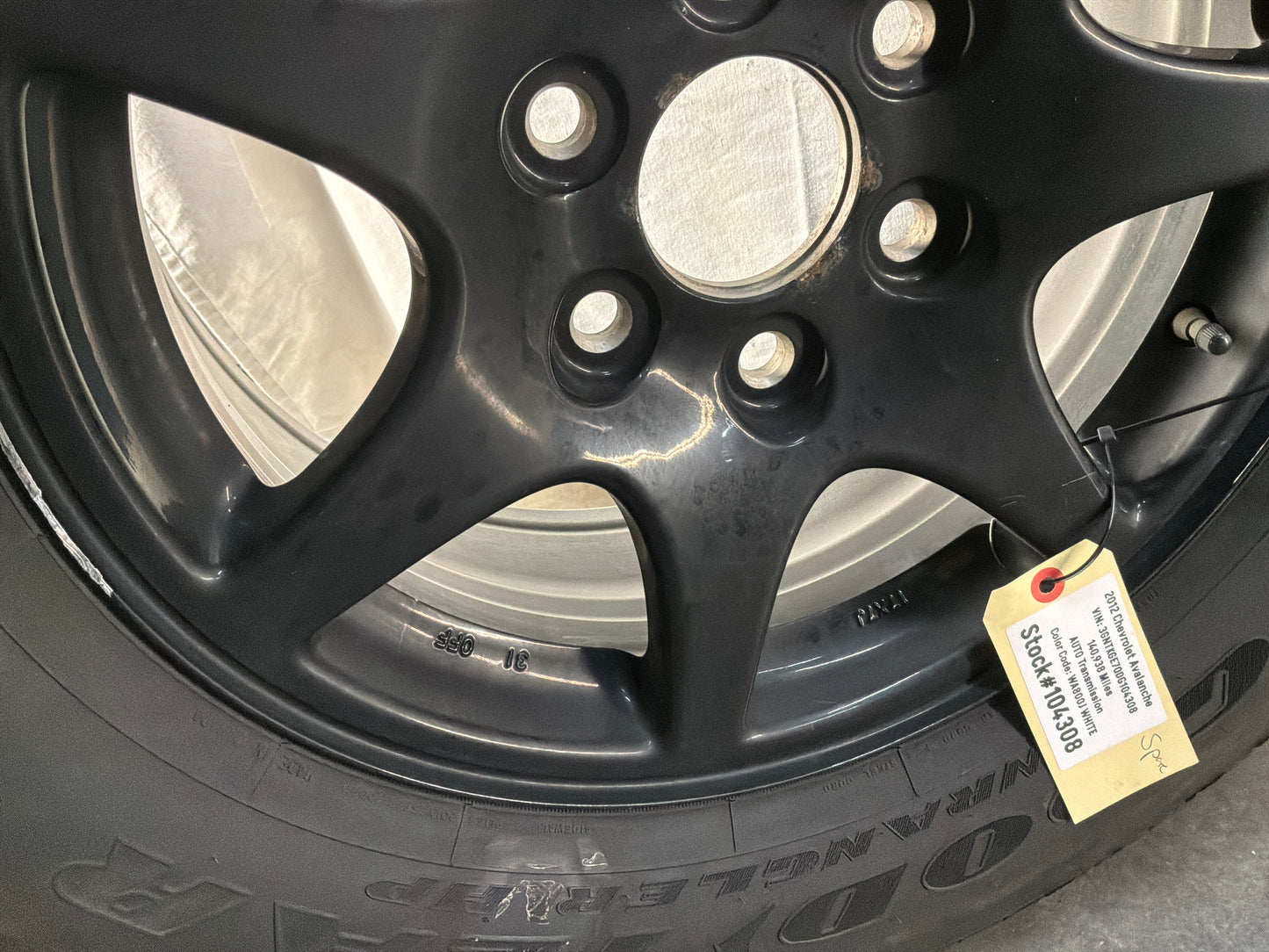 2012 Chevy Avalanche Goodyear Spare Tire 265/70R17