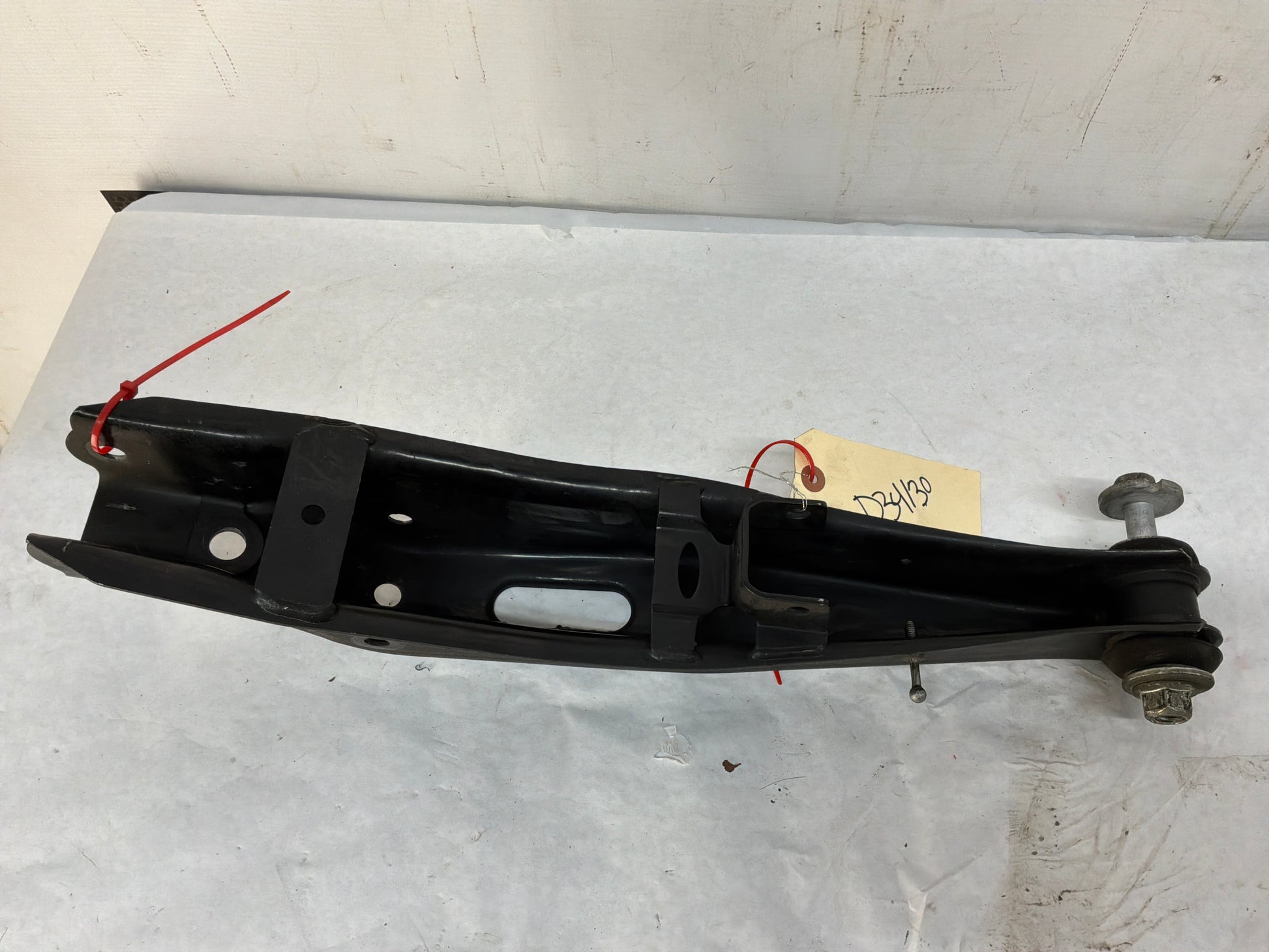 2015 Chevy SS Sedan RH Passenger Rear Suspension Lower Control Arm OEM - Day's Parts Yard