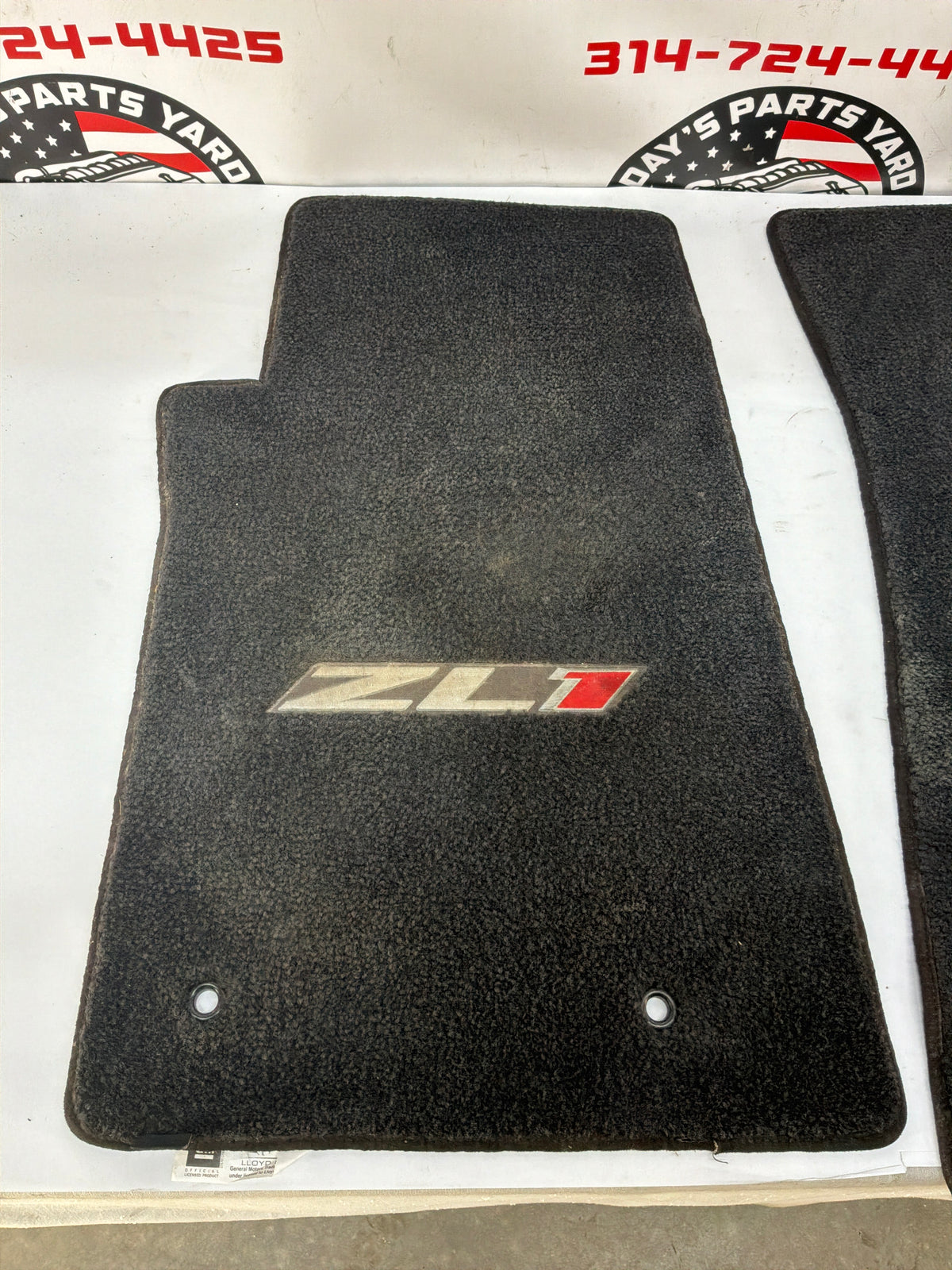 2013 Chevy Camaro ZL1 RH & LH Front Floor Mats Embroidered ZL1 Logo