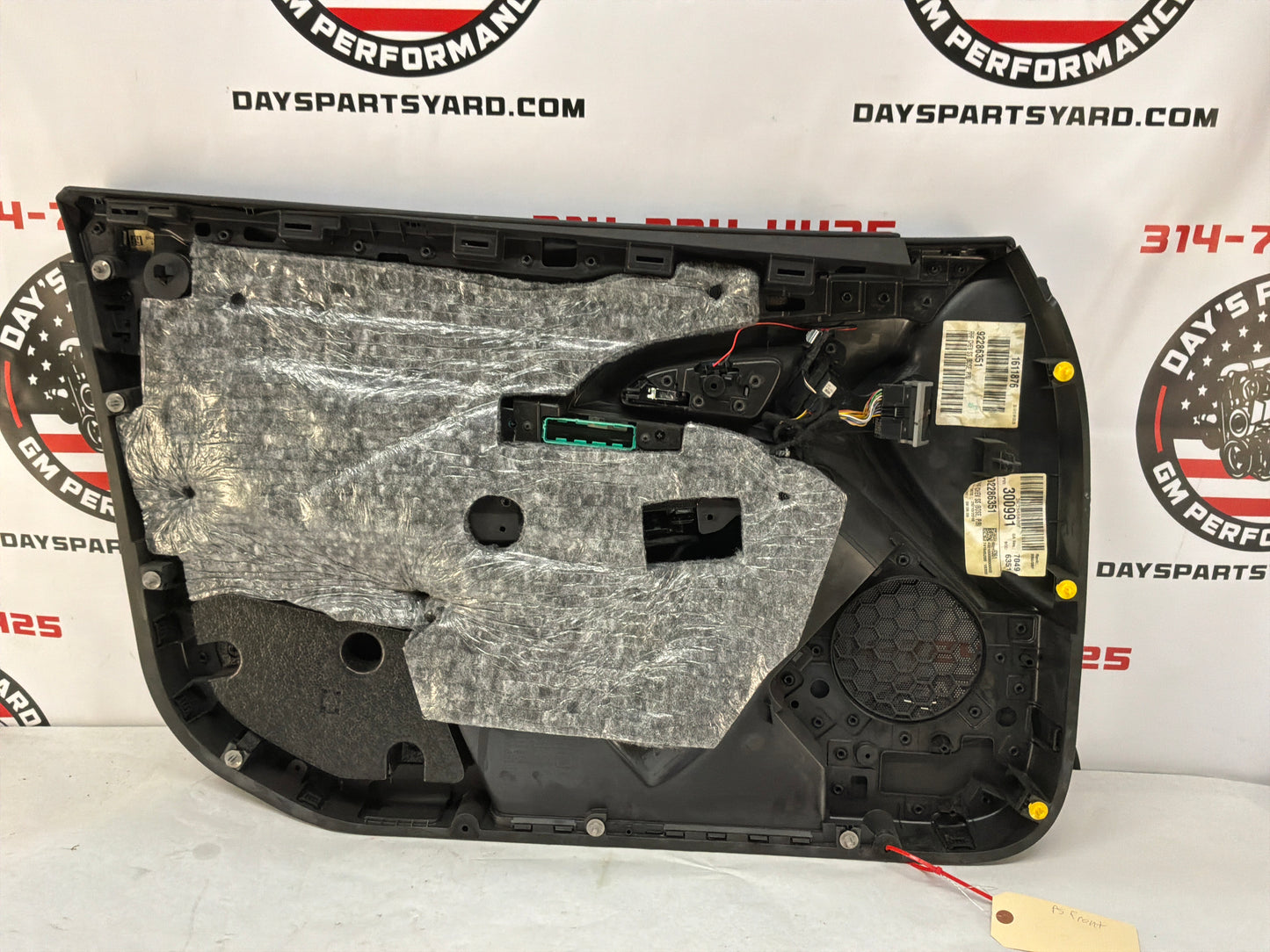 2017 Chevy SS Sedan RH Passenger Front Interior Door Panel Trim OEM