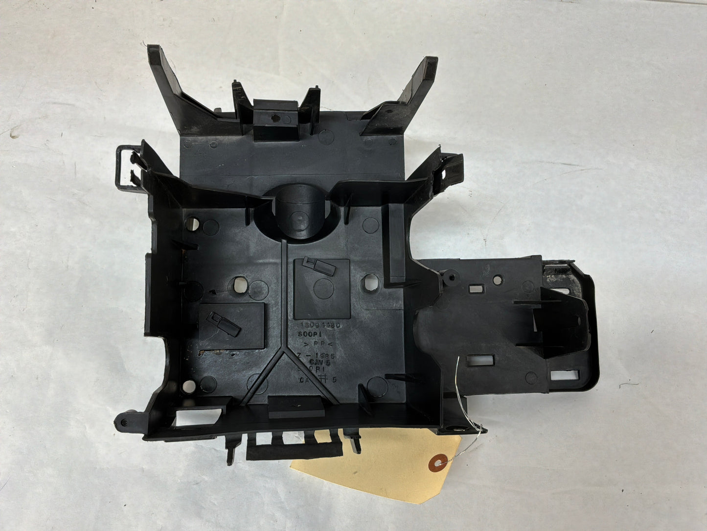 2002 Cadillac Escalade EXT Engine Wiring Harness Fuse Box Bracket OEM