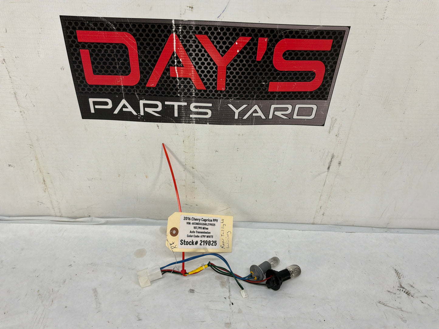 2016 Chevy Caprice PPV RH Passenger Tail Light Taillight Lamp Wire Wiring Harness OEM