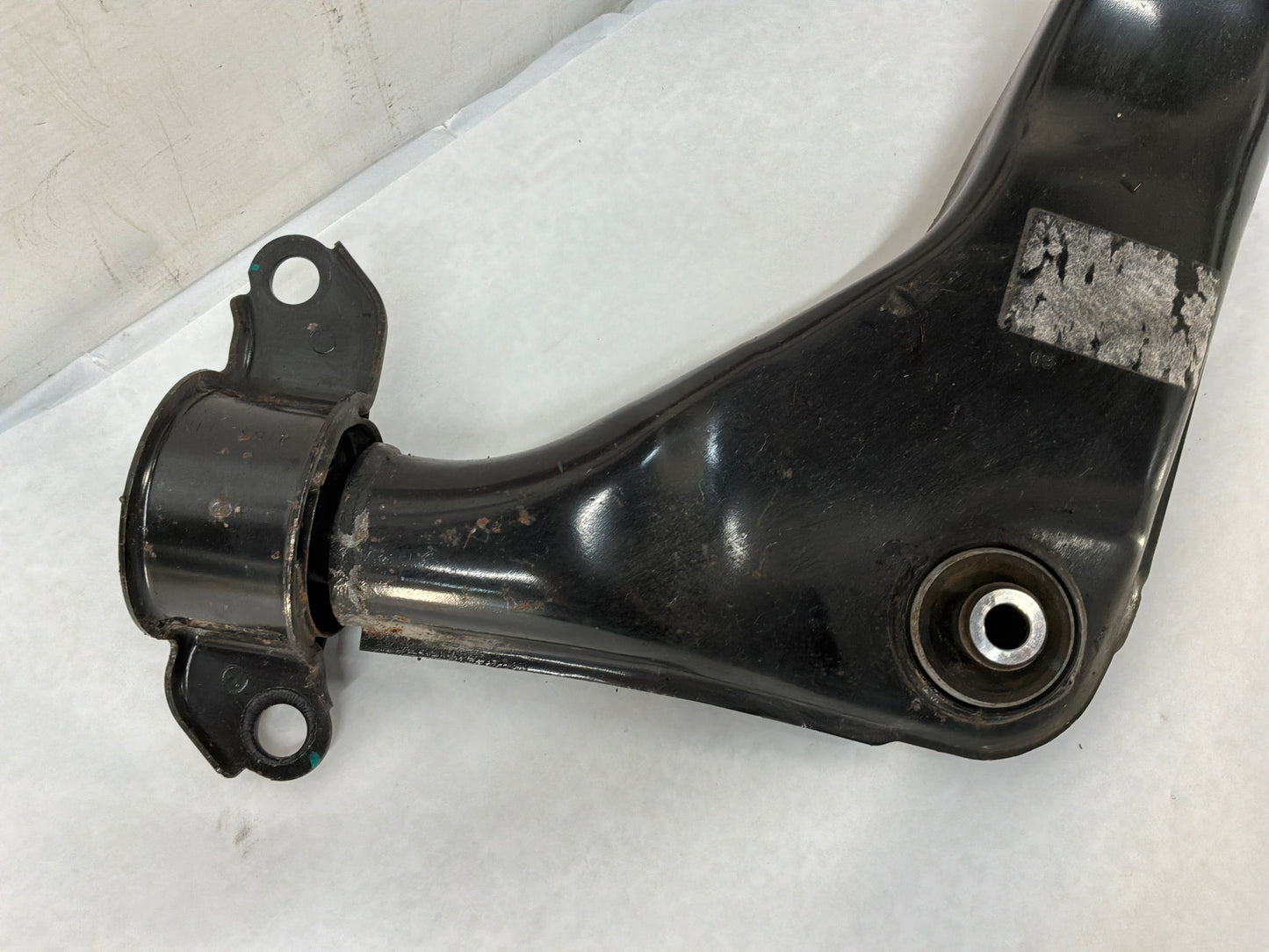Rear lh control arm - Day's Parts Yard
