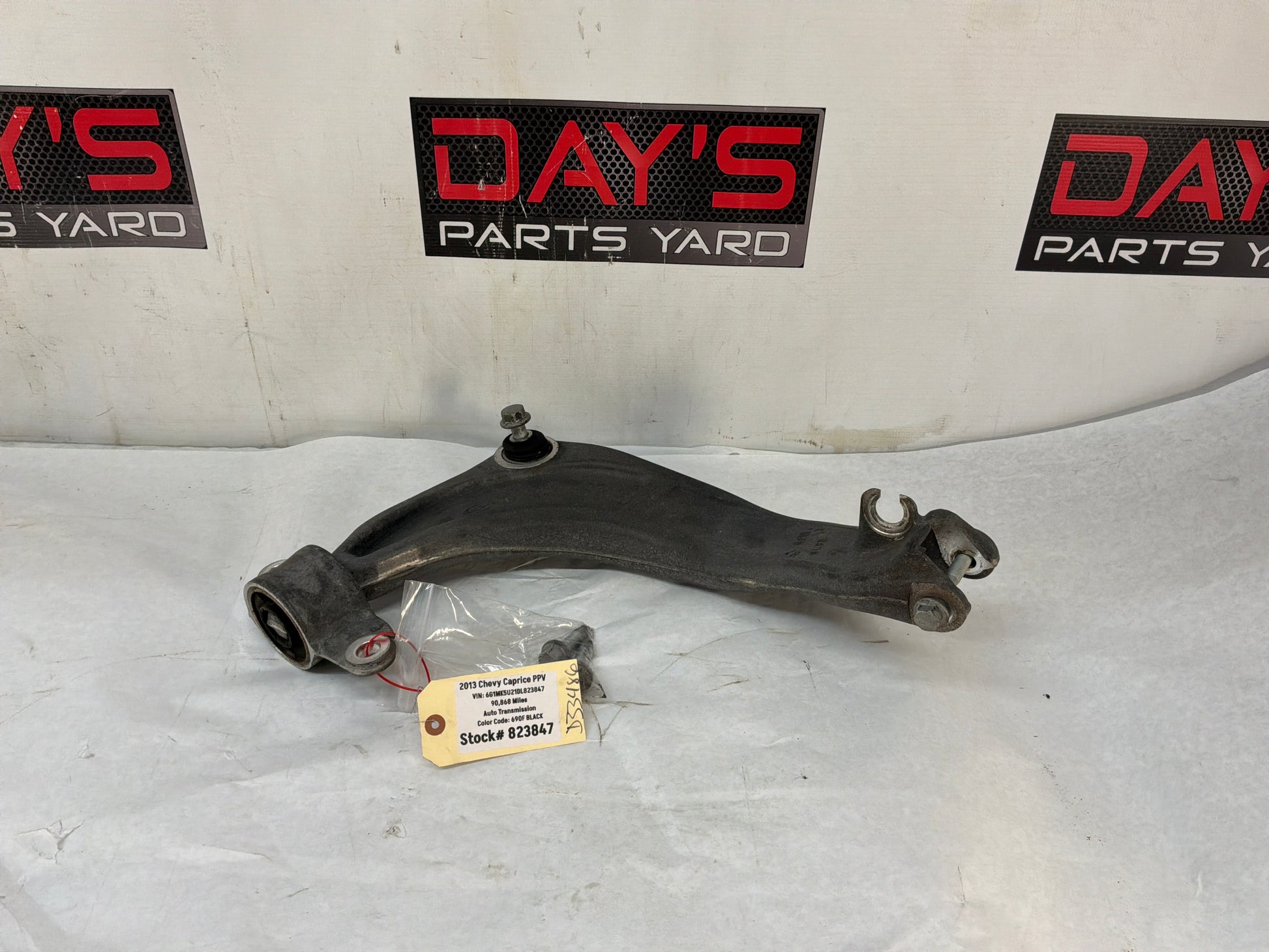 Control arm - Day's Parts Yard